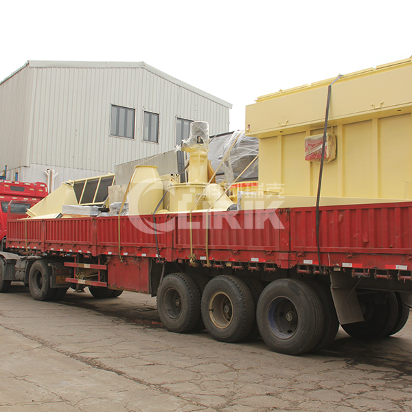 硼礦雷蒙磨粉機發貨現場